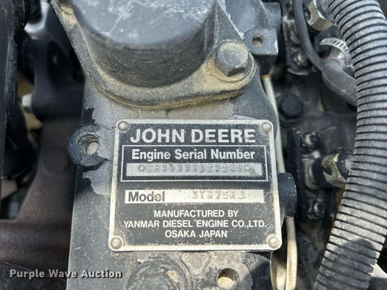 image for item DR4659 1997 John Deere 855  tractor