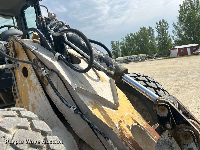 image for item DR4660 2004 Caterpillar 924G  wheel loader