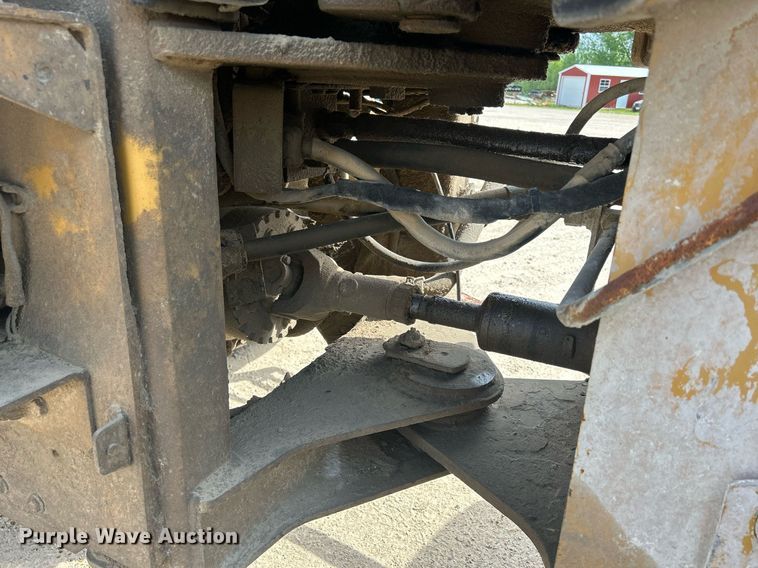 image for item DR4660 2004 Caterpillar 924G  wheel loader