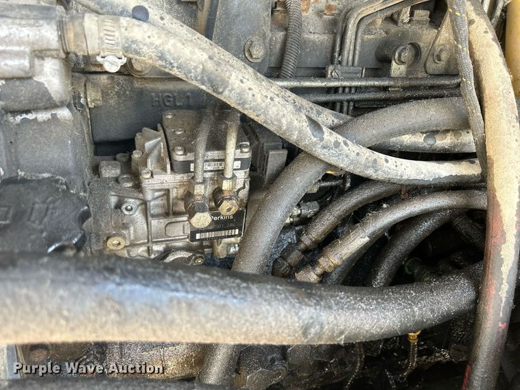 image for item DR4660 2004 Caterpillar 924G  wheel loader