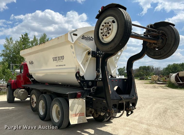 image for item DR4661 1999 Mack RD690S  dump truck