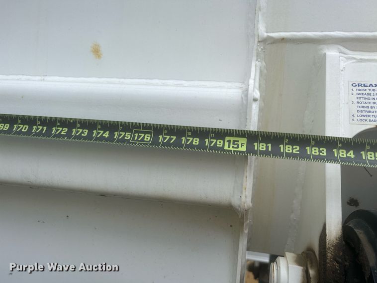 image for item DR4661 1999 Mack RD690S  dump truck