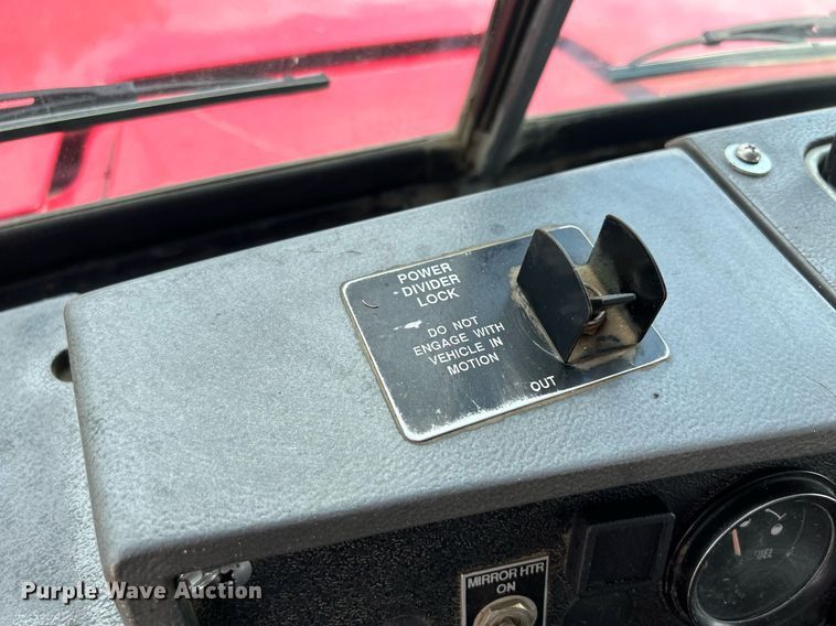 image for item DR4661 1999 Mack RD690S  dump truck