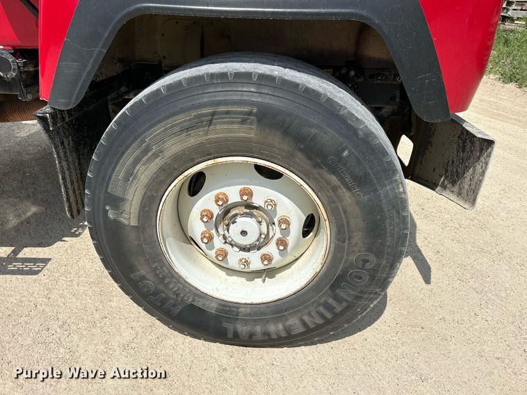 image for item DR4661 1999 Mack RD690S  dump truck