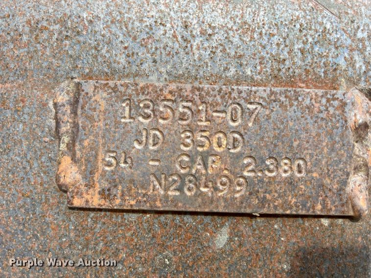 image for item DR4662 2003 John Deere 330C LC  excavator