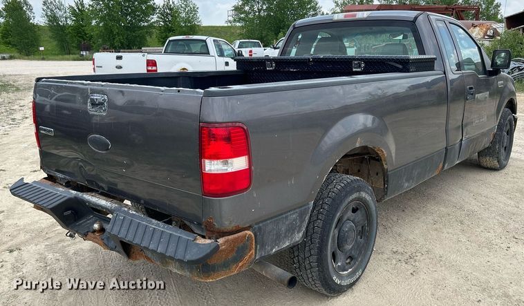 image for item DR4663 2008 Ford F150 XL  pickup truck