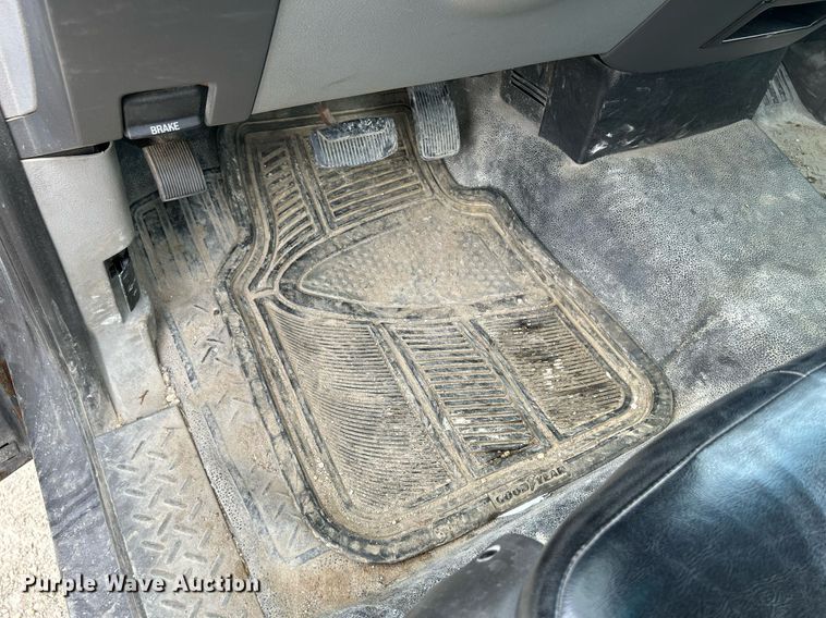 image for item DR4663 2008 Ford F150 XL  pickup truck