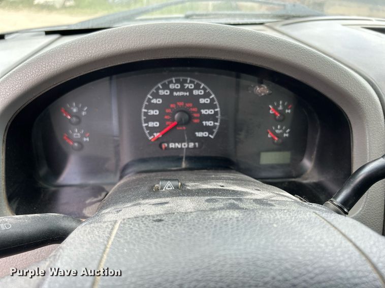 image for item DR4663 2008 Ford F150 XL  pickup truck