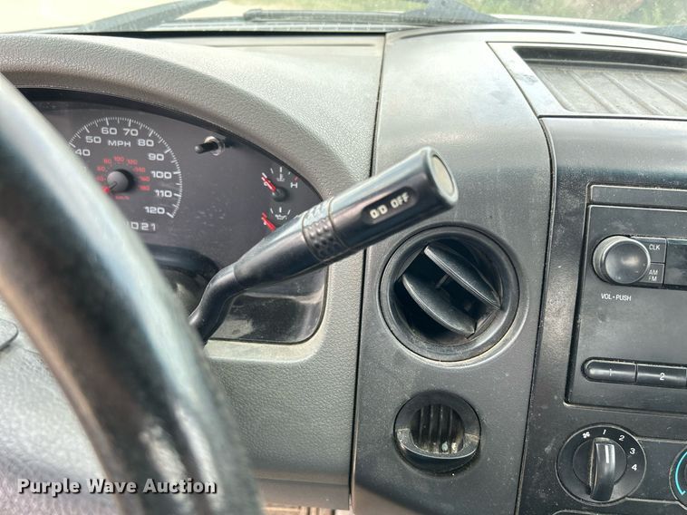 image for item DR4663 2008 Ford F150 XL  pickup truck