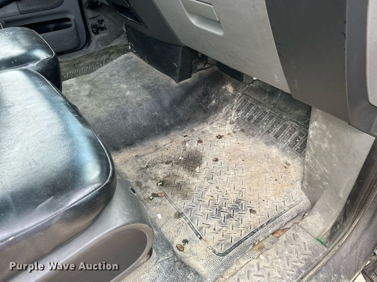 image for item DR4663 2008 Ford F150 XL  pickup truck