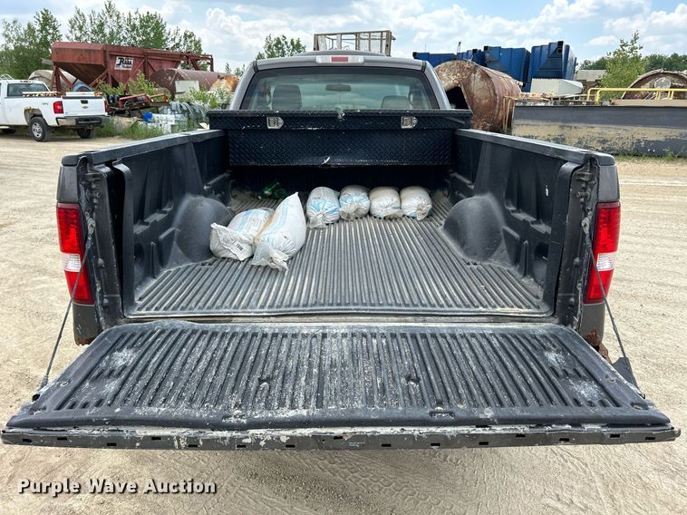 image for item DR4663 2008 Ford F150 XL  pickup truck