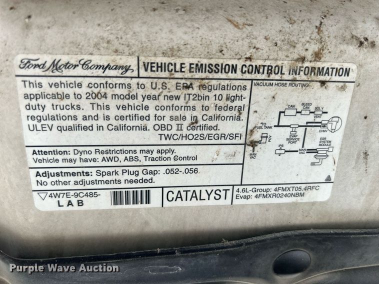 image for item DR4664 2004 Ford F150 XL  pickup truck