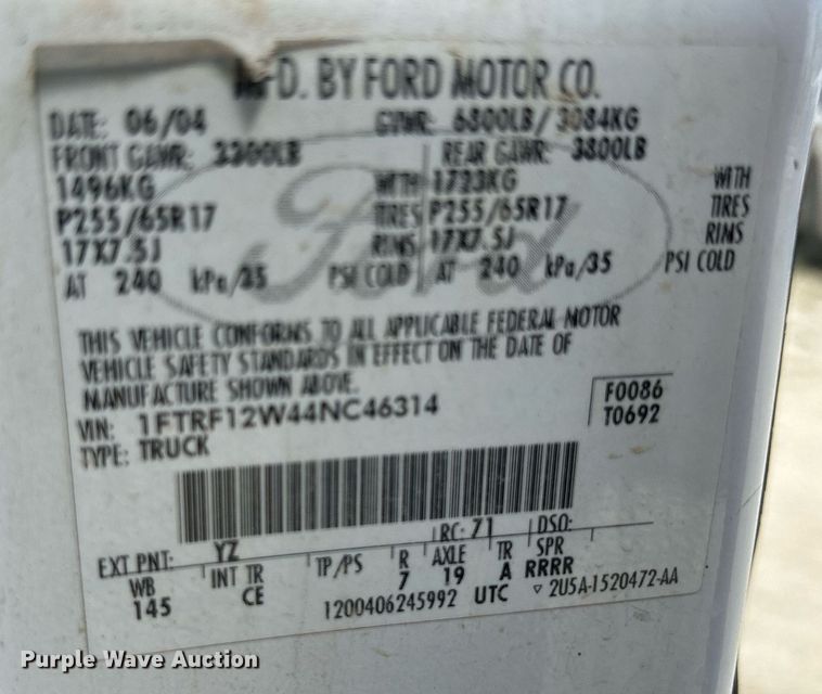 image for item DR4664 2004 Ford F150 XL  pickup truck