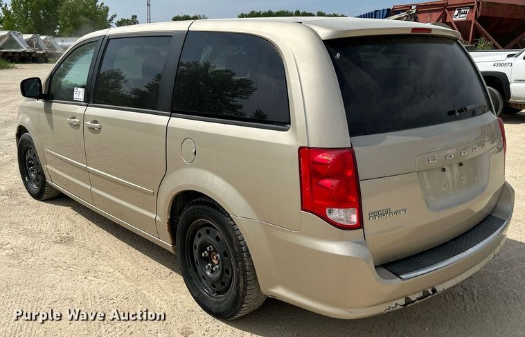 image for item DR4666 2013 Dodge Grand Caravan  van