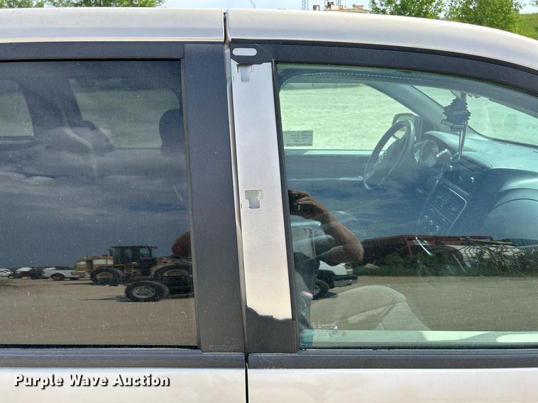 image for item DR4666 2013 Dodge Grand Caravan  van