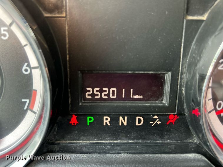 image for item DR4666 2013 Dodge Grand Caravan  van