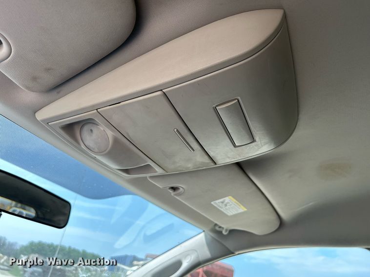 image for item DR4666 2013 Dodge Grand Caravan  van