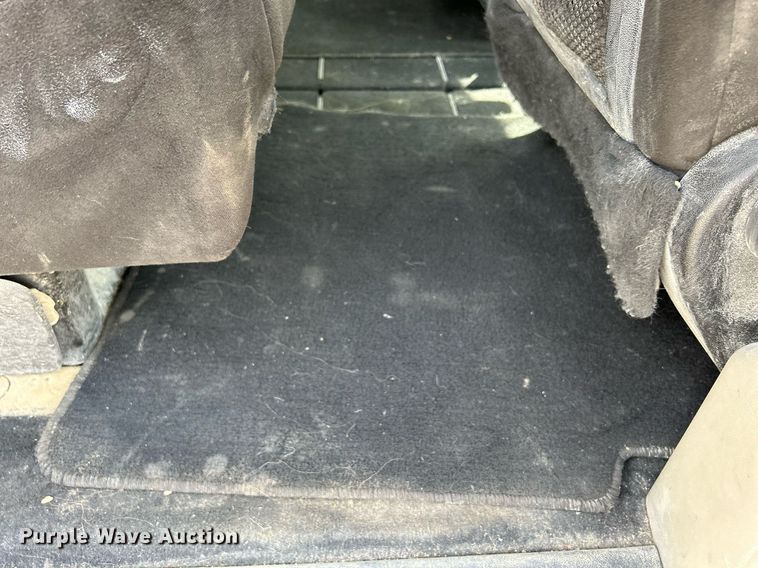 image for item DR4666 2013 Dodge Grand Caravan  van