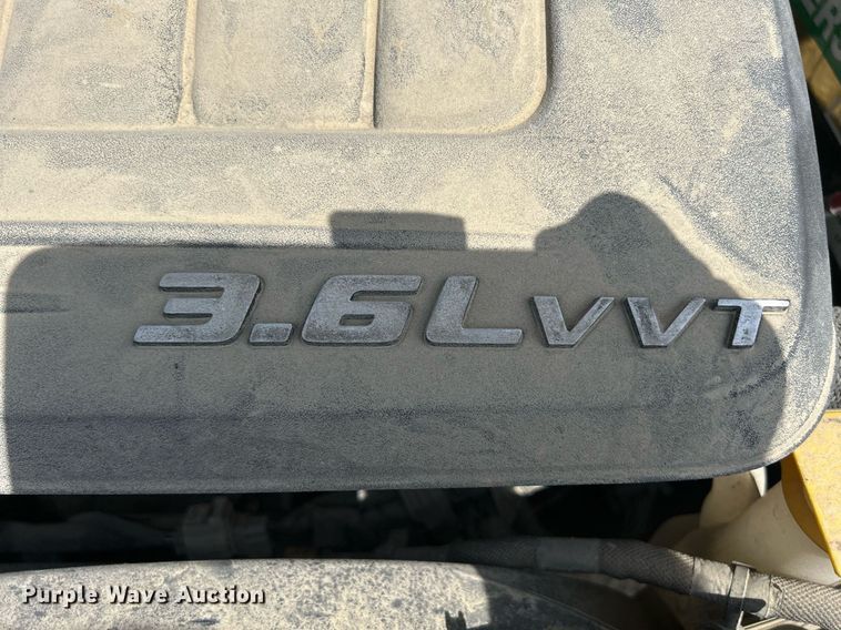 image for item DR4666 2013 Dodge Grand Caravan  van