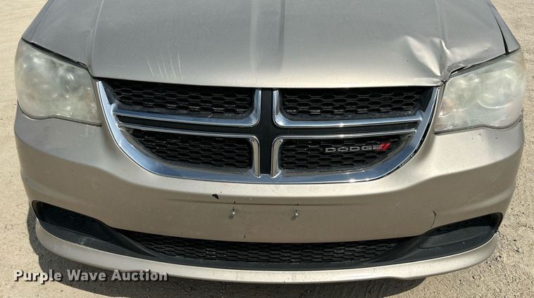 image for item DR4666 2013 Dodge Grand Caravan  van