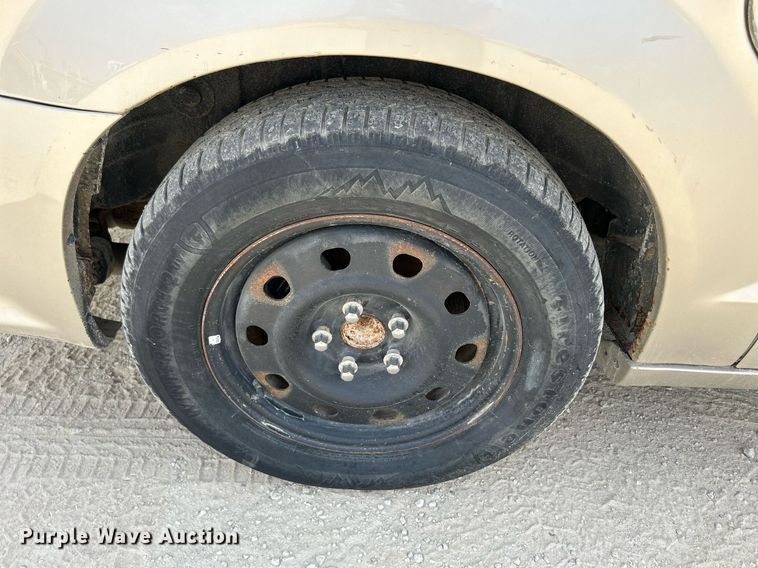 image for item DR4666 2013 Dodge Grand Caravan  van