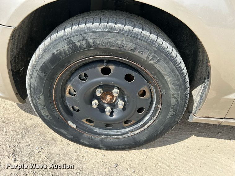 image for item DR4666 2013 Dodge Grand Caravan  van