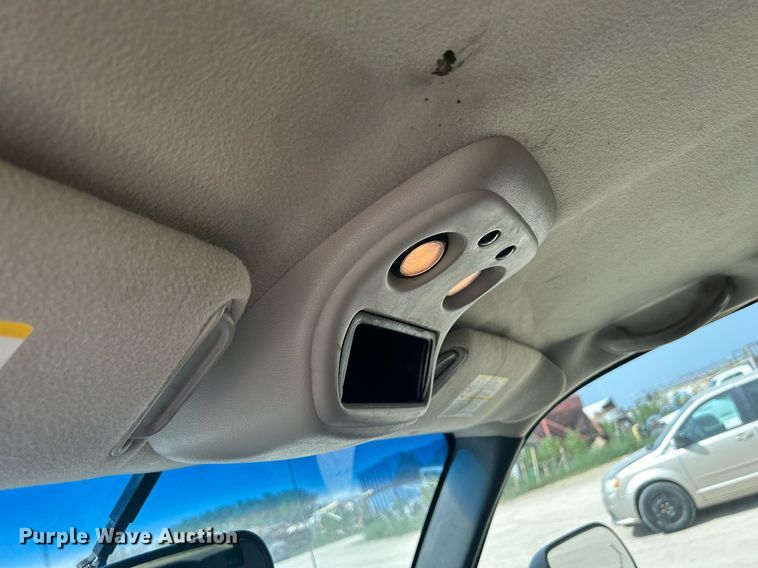 image for item DR4667 2003 Chevrolet Silverado 2500HD  Ext. Cab pickup truck