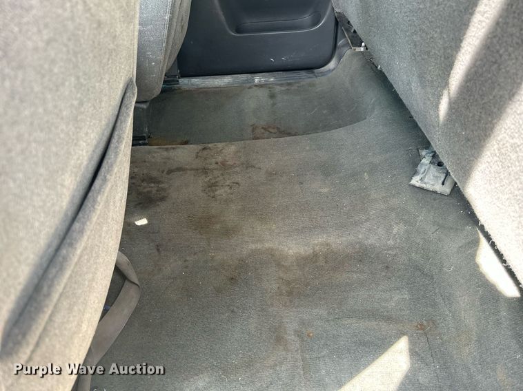 image for item DR4667 2003 Chevrolet Silverado 2500HD  Ext. Cab pickup truck