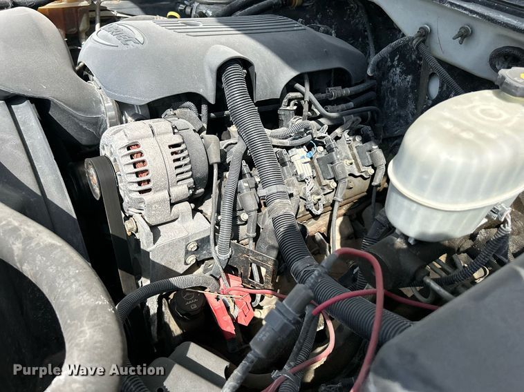 image for item DR4667 2003 Chevrolet Silverado 2500HD  Ext. Cab pickup truck