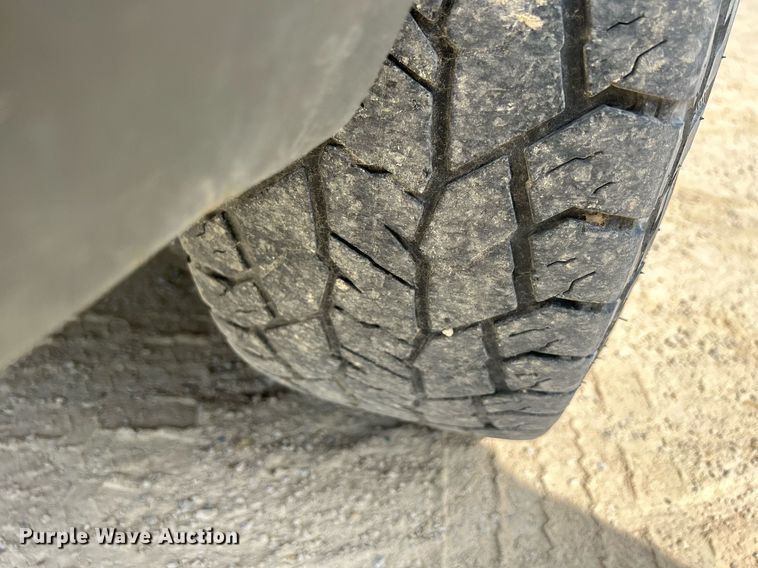 image for item DR4667 2003 Chevrolet Silverado 2500HD  Ext. Cab pickup truck