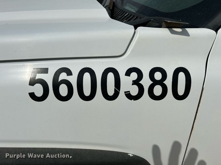 image for item DR4667 2003 Chevrolet Silverado 2500HD  Ext. Cab pickup truck