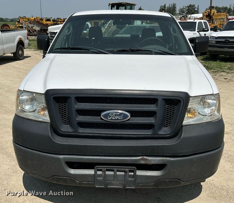 image for item DR4669 2007 Ford F150 XL  pickup truck