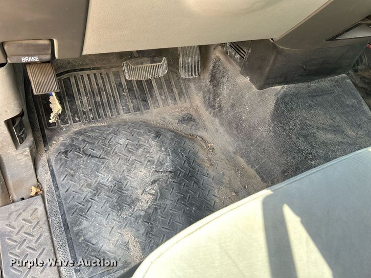 image for item DR4669 2007 Ford F150 XL  pickup truck