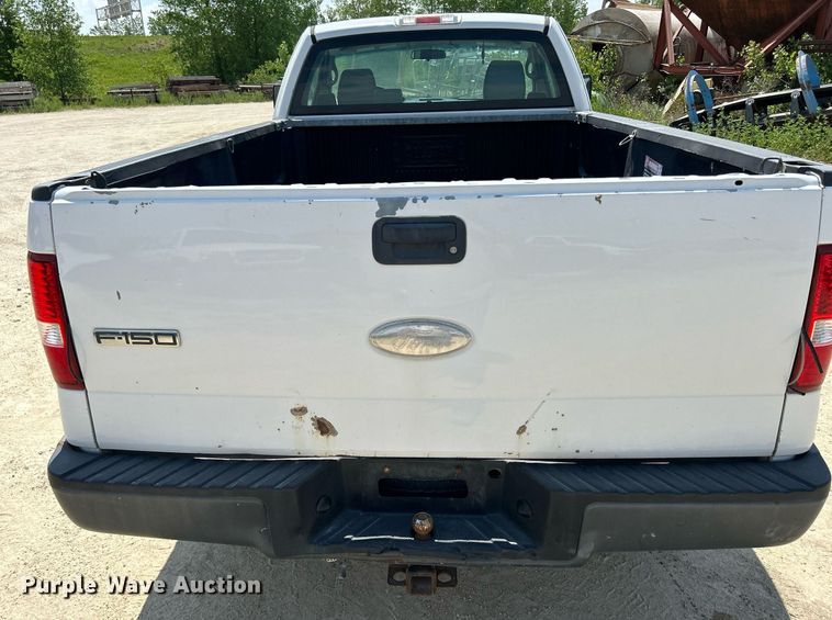 image for item DR4669 2007 Ford F150 XL  pickup truck