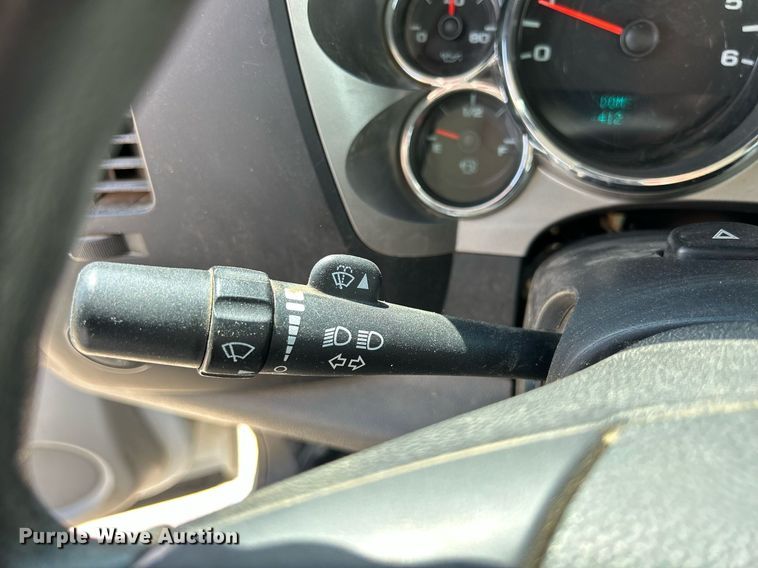 image for item DR4670 2013 Chevrolet Silverado 2500HD  Crew Cab pickup truck