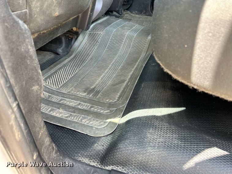 image for item DR4670 2013 Chevrolet Silverado 2500HD  Crew Cab pickup truck