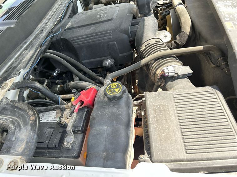 image for item DR4670 2013 Chevrolet Silverado 2500HD  Crew Cab pickup truck