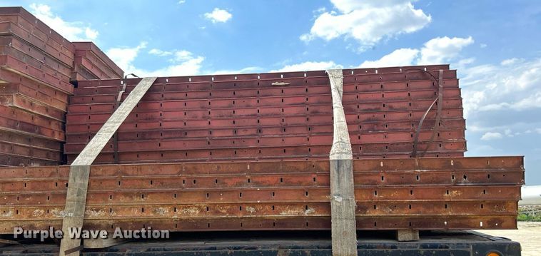 image for item DR4671 Concrete forms