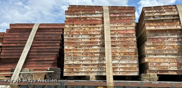 image for item DR4671 Concrete forms