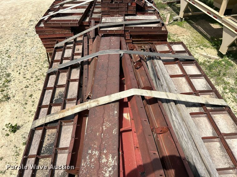 image for item DR4671 Concrete forms