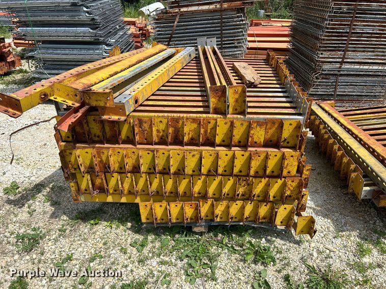 image for item DR4673 (25) pallets of pallet racking