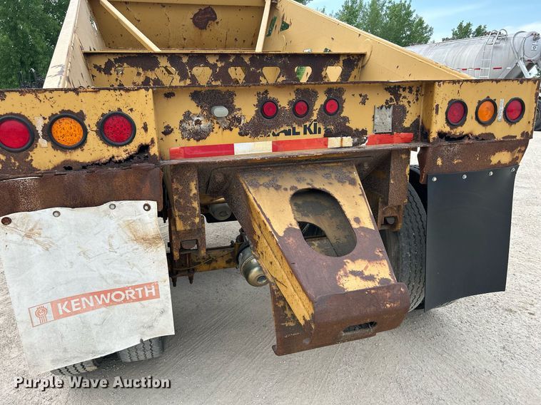 image for item DR4674 2000 Trail King TK54BDV432  bottom dump trailer