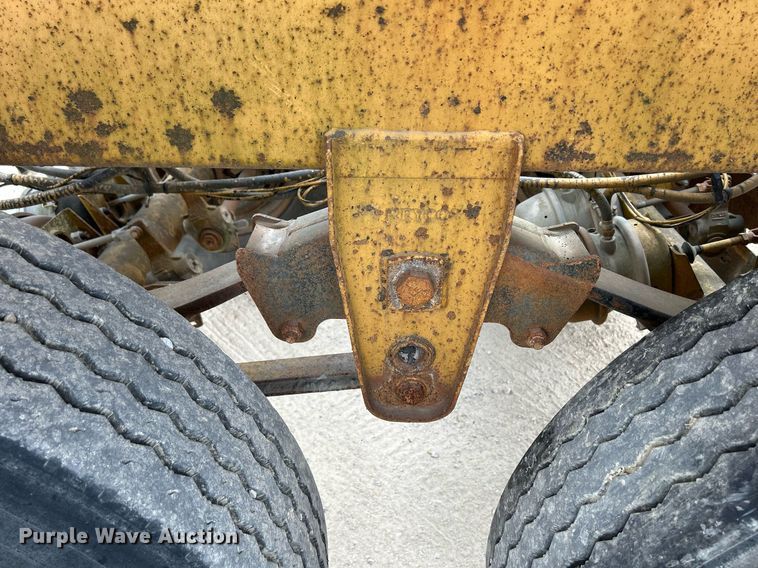 image for item DR4674 2000 Trail King TK54BDV432  bottom dump trailer