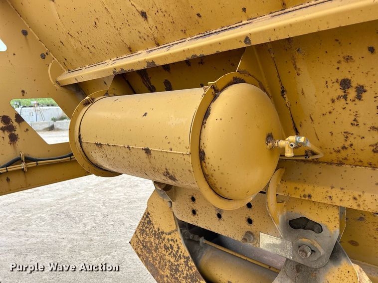 image for item DR4674 2000 Trail King TK54BDV432  bottom dump trailer