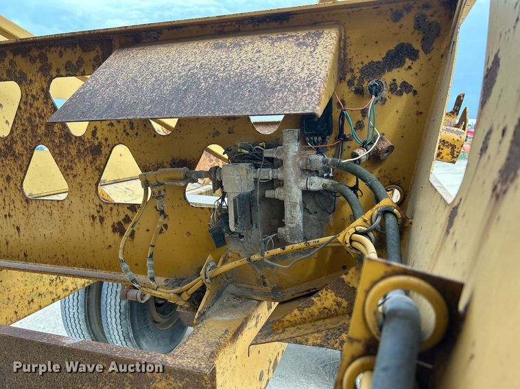 image for item DR4674 2000 Trail King TK54BDV432  bottom dump trailer