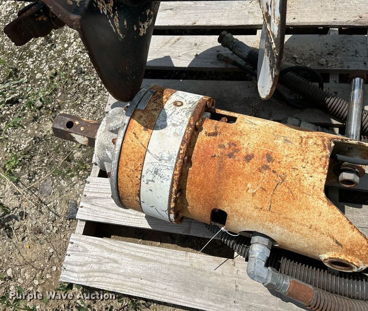 image for item DR4675 2001 Altec 700-90021  auger