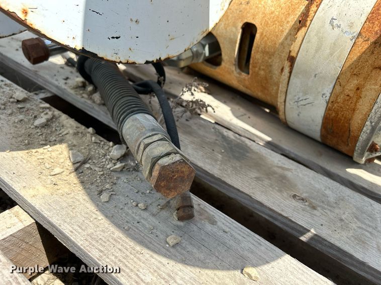 image for item DR4675 2001 Altec 700-90021  auger