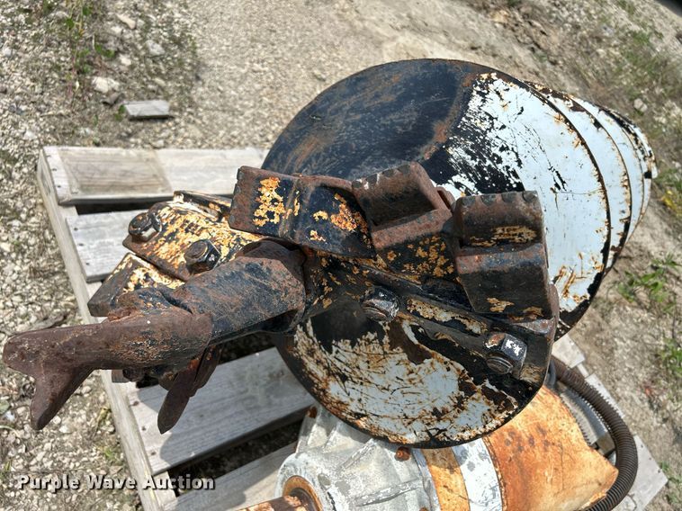 image for item DR4675 2001 Altec 700-90021  auger