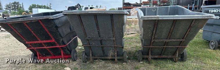 image for item DR4676 (3) Rubbermaid 1036 refuse totes