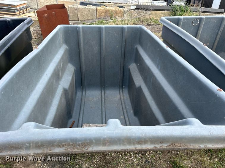 image for item DR4676 (3) Rubbermaid 1036 refuse totes